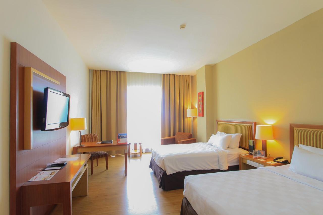Swiss-Belhotel Maleosan מנאדו מראה חיצוני תמונה